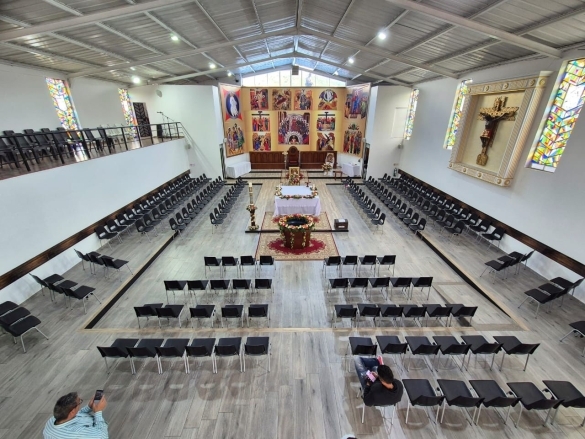 Portada Santa María de Pentecostés